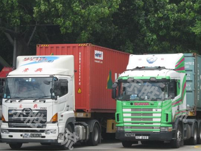 中港物流跟中港快遞之間有什么不同？東勝物流；深圳到香港物流,香港物流專線,深圳香港進出口,中港物流,香港深圳貨運運輸-深圳市東勝物流有限公司