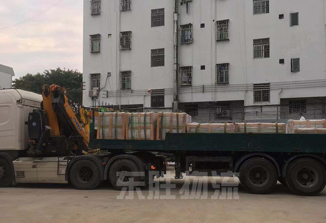 深圳到香港物流：香港清關(guān)跟貿(mào)易清關(guān)的區(qū)別；深圳到香港物流-香港物流專線-中港貨運(yùn)物流運(yùn)輸專線-佛山到香港物流專線-一般貿(mào)易進(jìn)出口報(bào)關(guān)代理-倉儲(chǔ)配送-深圳市東勝物流有限公司