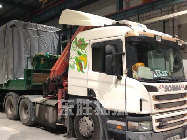 香港大件家具上樓安裝，辦公樓、廠區(qū)設(shè)備配送；澳門(mén)物流-進(jìn)口報(bào)關(guān)公司-香港進(jìn)口清關(guān)公司-深圳市東勝物流有限公司