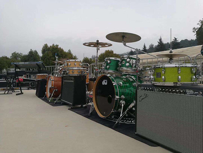 演唱會周邊設備物流往返于香港運輸