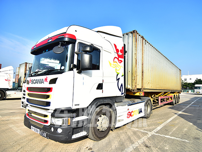 國內發貨到香港，中港拖車運輸案例圖