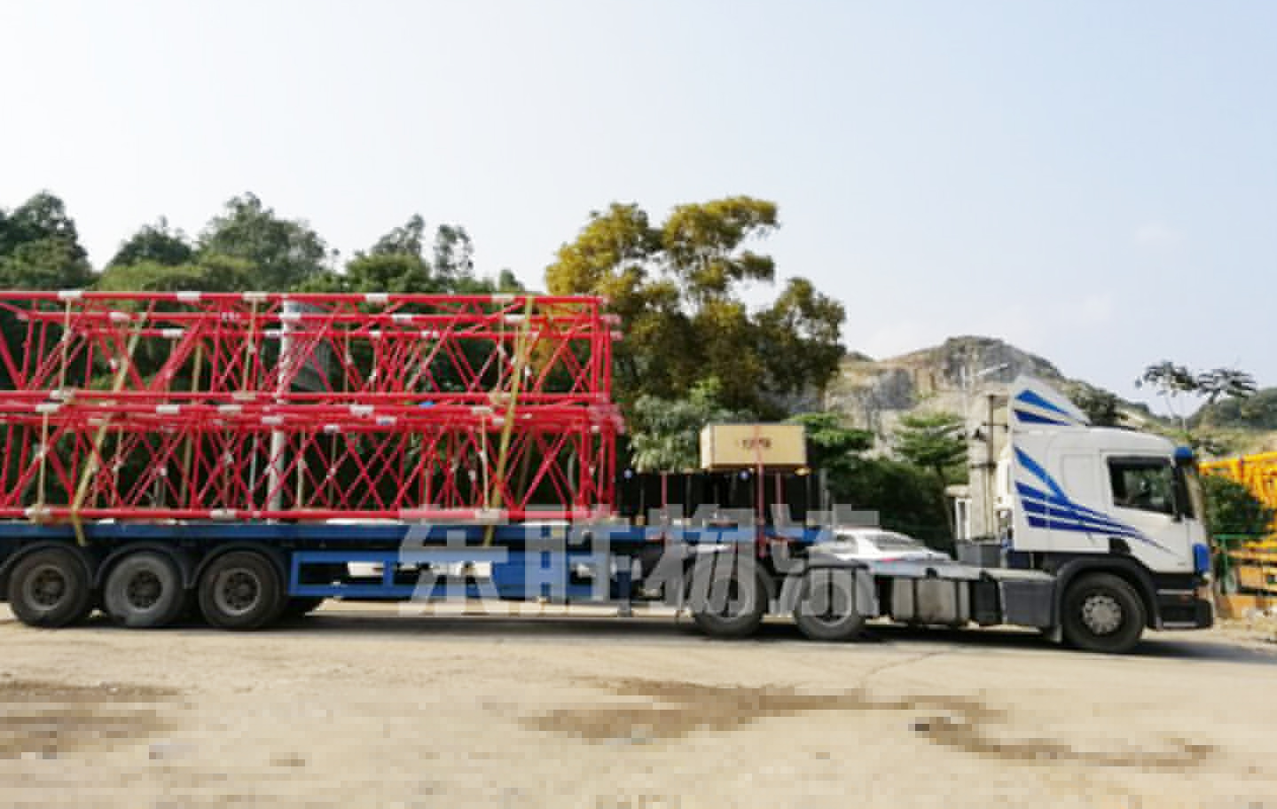 臺(tái)州到香港物流專線，臺(tái)州到香港貨運(yùn)公司，3天到達(dá)！深圳東勝物流中港平板車運(yùn)輸圖