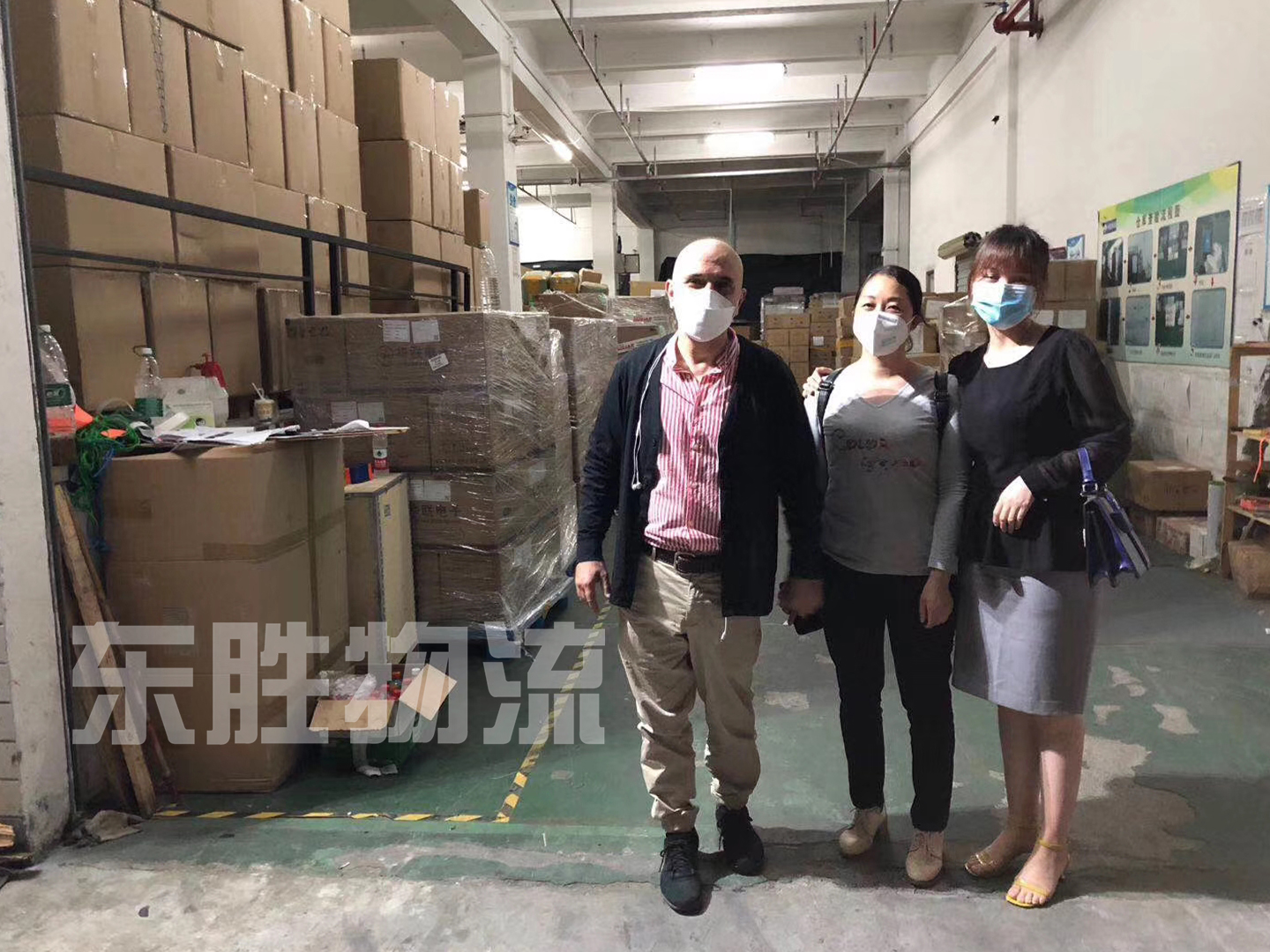 意大利客戶口罩出口運輸到我司倉庫考察，現場圖